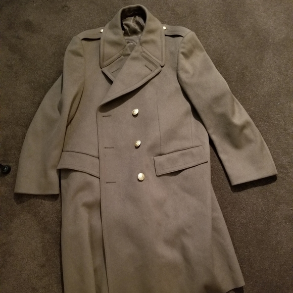 Vintage Other - Mens rare military style brownish gray long coat.